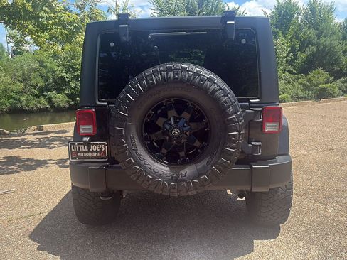 Used 2016 Jeep Wrangler Unlimited Sport w/ Quick Order Package 24S AWD/4WD image 6