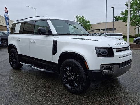 Used 2022 Land Rover Defender 110 X-Dynamic HSE AWD/4WD image 3