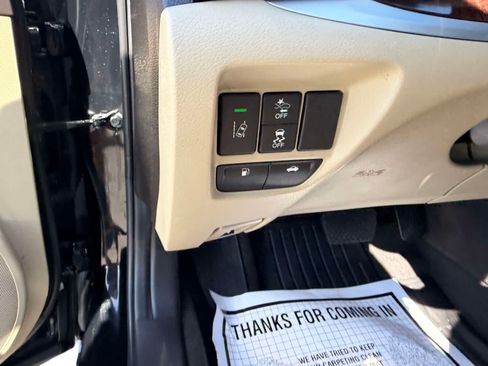 Used 2020 Acura TLX FWD image 20