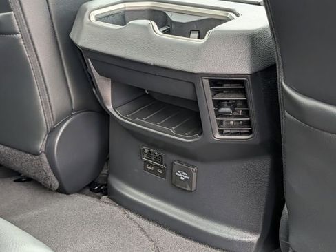 Used 2023 Toyota Tundra Limited w/ Power Package AWD/4WD image 34