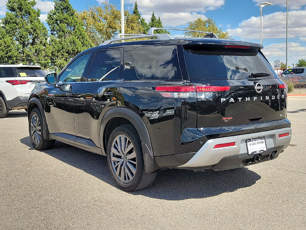 Used 2025 Nissan Pathfinder SL w/ SL Premium Package FWD image 8