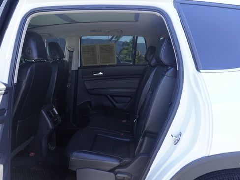 Used 2023 Volkswagen Atlas SEL AWD/4WD image 27
