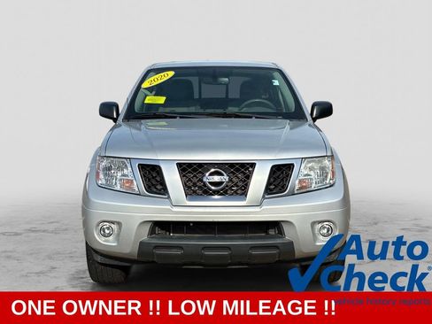Used 2020 Nissan Frontier SV RWD image 2