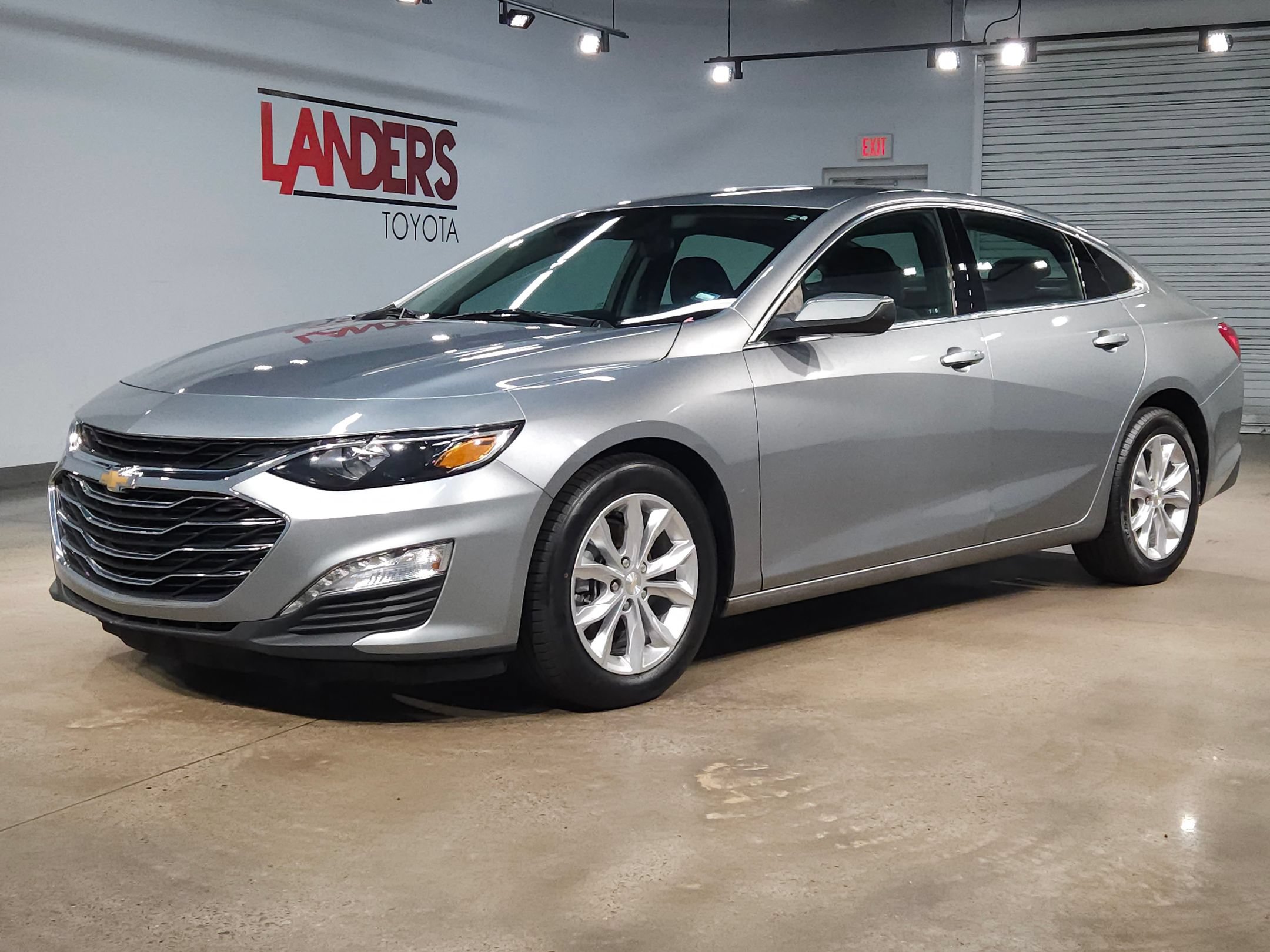 Used 2024 Chevrolet Malibu LT FWD image 3