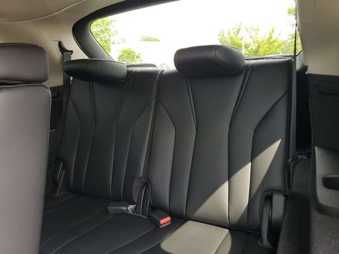 Certified 2024 Acura MDX FWD w/ Technology Package image 14