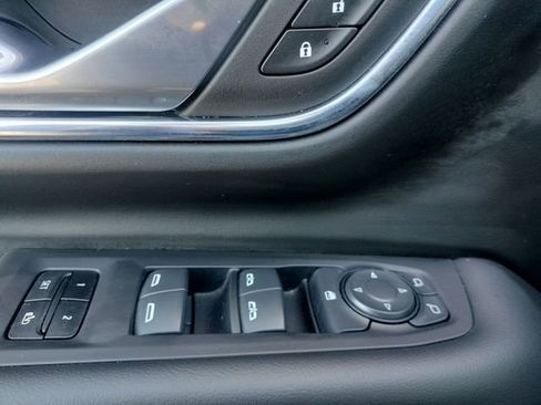 Used 2024 Chevrolet Tahoe LT image 32