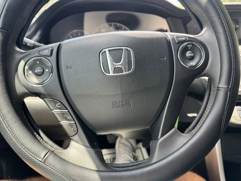 Used 2015 Honda Accord Sport image 12
