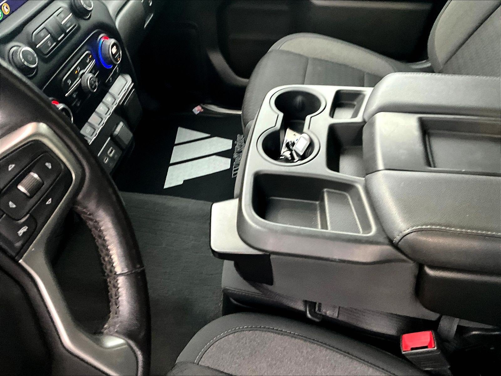 Used 2021 Chevrolet Silverado 1500 RST AWD/4WD image 18