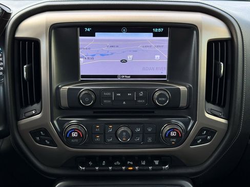 Used 2017 GMC Sierra 3500 Denali w/ Duramax Plus Package image 10