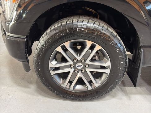 Used 2022 Ford F150 XL w/ STX Appearance Package image 9