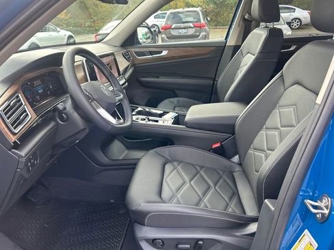 New 2026 Volkswagen Atlas SE image 15