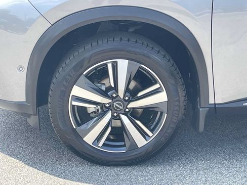 Used 2023 Nissan Rogue SL w/ SL Premium Package FWD image 7