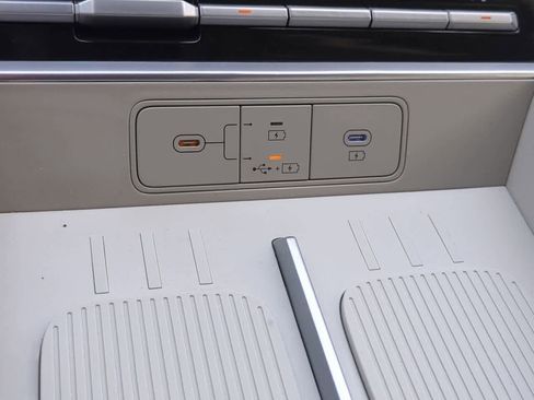 Used 2024 Hyundai Santa Fe SE image 31