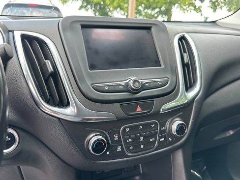Used 2020 Chevrolet Equinox LT FWD image 21