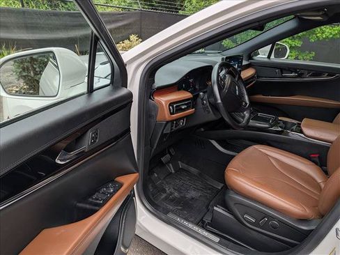 Used 2023 Lincoln Nautilus Reserve AWD/4WD image 27
