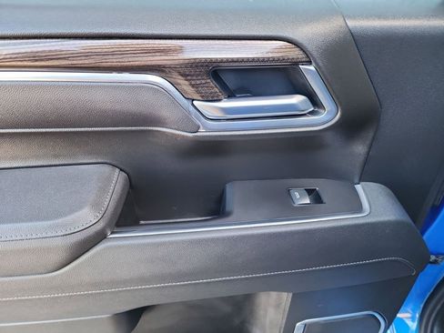 New 2026 Chevrolet Silverado 1500 RST w/ Dark Appearance Package image 37