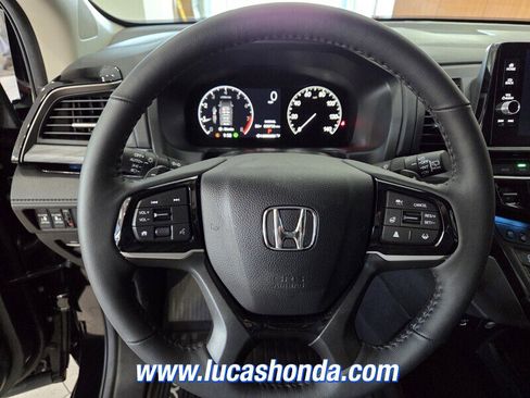 Used 2026 Honda Odyssey Elite image 11