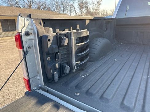 Used 2019 Ford F250 Lariat w/ Lariat Ultimate Package image 25