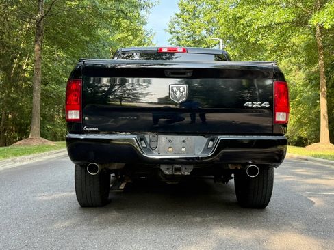 Used 2014 RAM 1500 Express AWD/4WD image 6