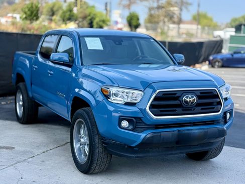 Used 2019 Toyota Tacoma SR5 RWD image 5
