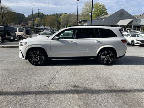 Certified 2025 Mercedes-Benz GLS 450 4MATIC image 15