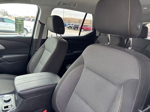 Used 2019 Chevrolet Traverse LT image 20