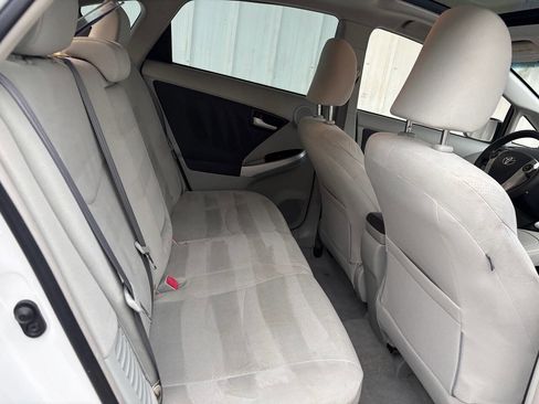 Used 2010 Toyota Prius Three FWD image 30