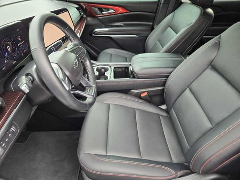 Certified 2024 Chevrolet Traverse Z71 AWD/4WD image 14