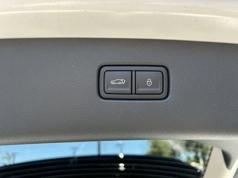 New 2026 Genesis GV80 2.5T Advanced image 16