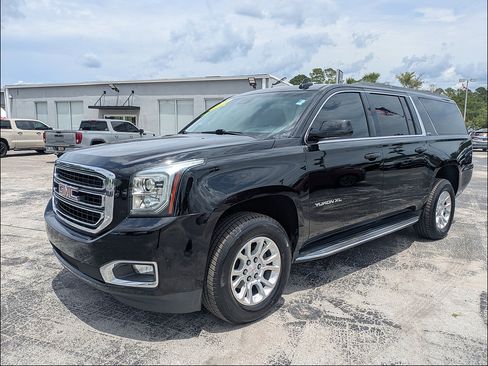 Used 2019 GMC Yukon XL SLT RWD image 8
