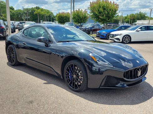 Used 2024 Maserati GranTurismo Modena AWD/4WD image 2