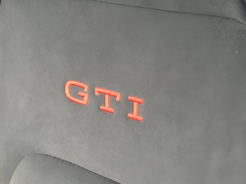 New 2026 Volkswagen Golf SE image 23