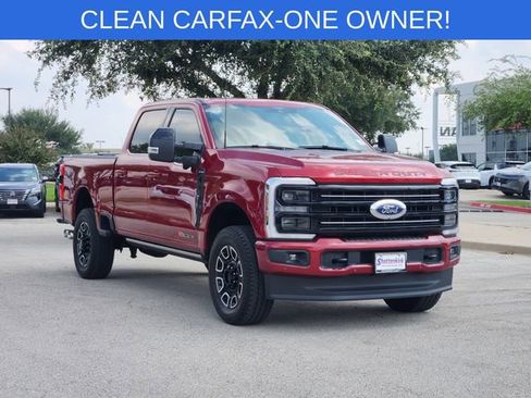 Used 2025 Ford F250 Platinum image 2
