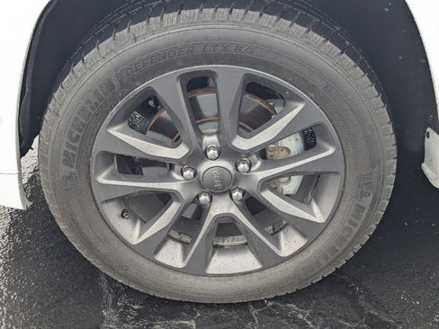 Used 2018 Jeep Grand Cherokee High Altitude AWD/4WD image 13