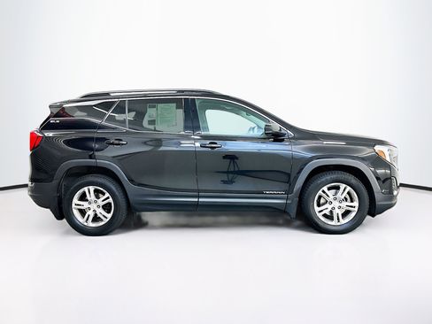 Used 2018 GMC Terrain SLE w/ Driver Convenience Package image 10