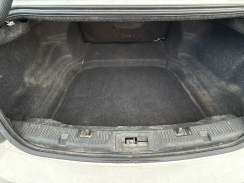 Used 2013 Lincoln MKS image 17