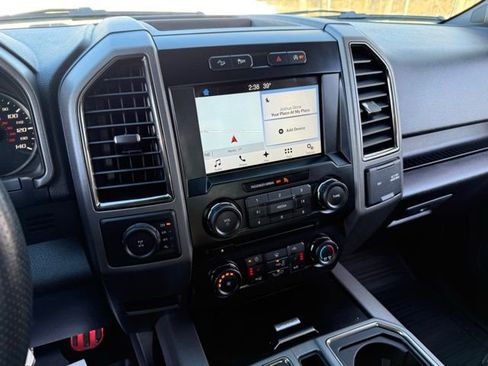 Certified 2018 Ford F150 Raptor w/ Equipment Group 801A Mid image 27