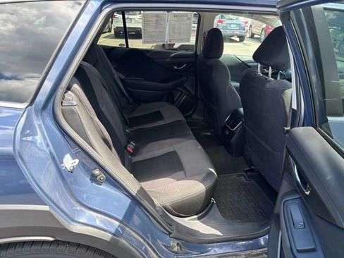 Used 2024 Subaru Outback Premium AWD/4WD image 9