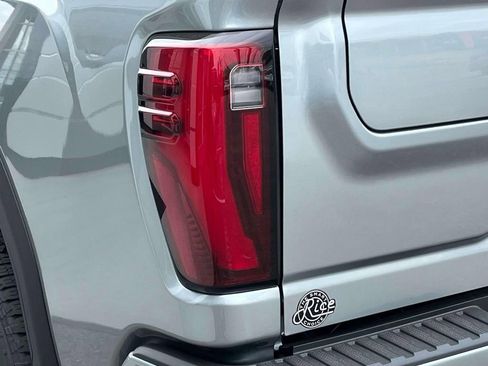 New 2026 GMC Sierra 2500 Denali Ultimate AWD/4WD image 10