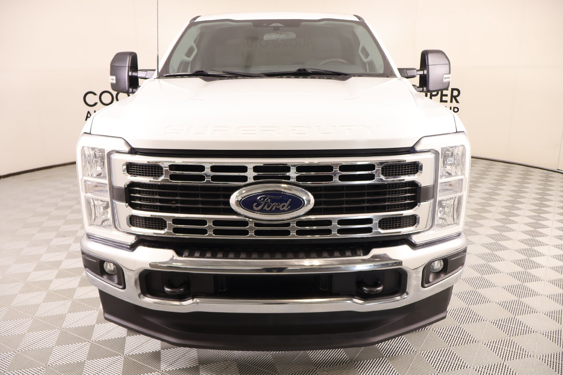 Used 2024 Ford F250 XLT w/ FX4 Off-Road Package AWD/4WD image 8