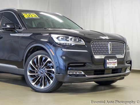 Used 2021 Lincoln Aviator Reserve w/ Equipment Group 202A AWD/4WD image 3