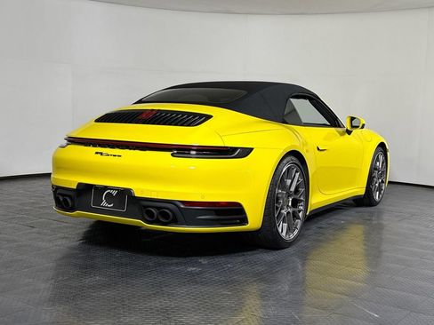 Used 2021 Porsche 911 Carrera RWD image 7