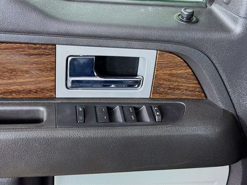 Used 2013 Ford F150 Lariat w/ Luxury Equipment Group AWD/4WD image 17