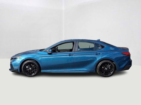 Certified 2025 Toyota Camry SE image 10