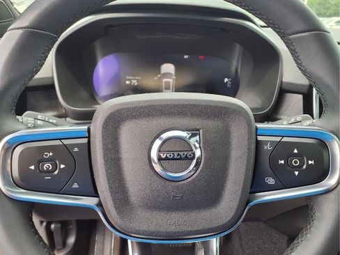 Used 2023 Volvo XC40 Recharge Plus AWD/4WD image 21