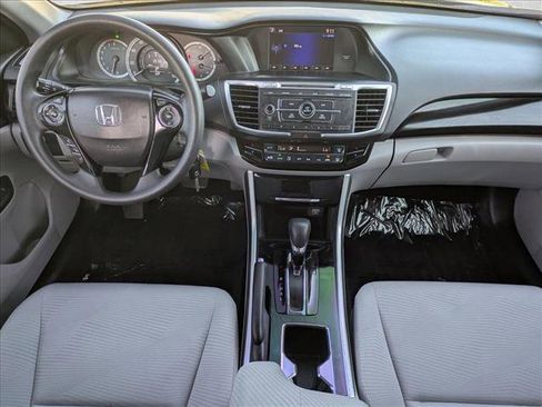Used 2017 Honda Accord LX image 16