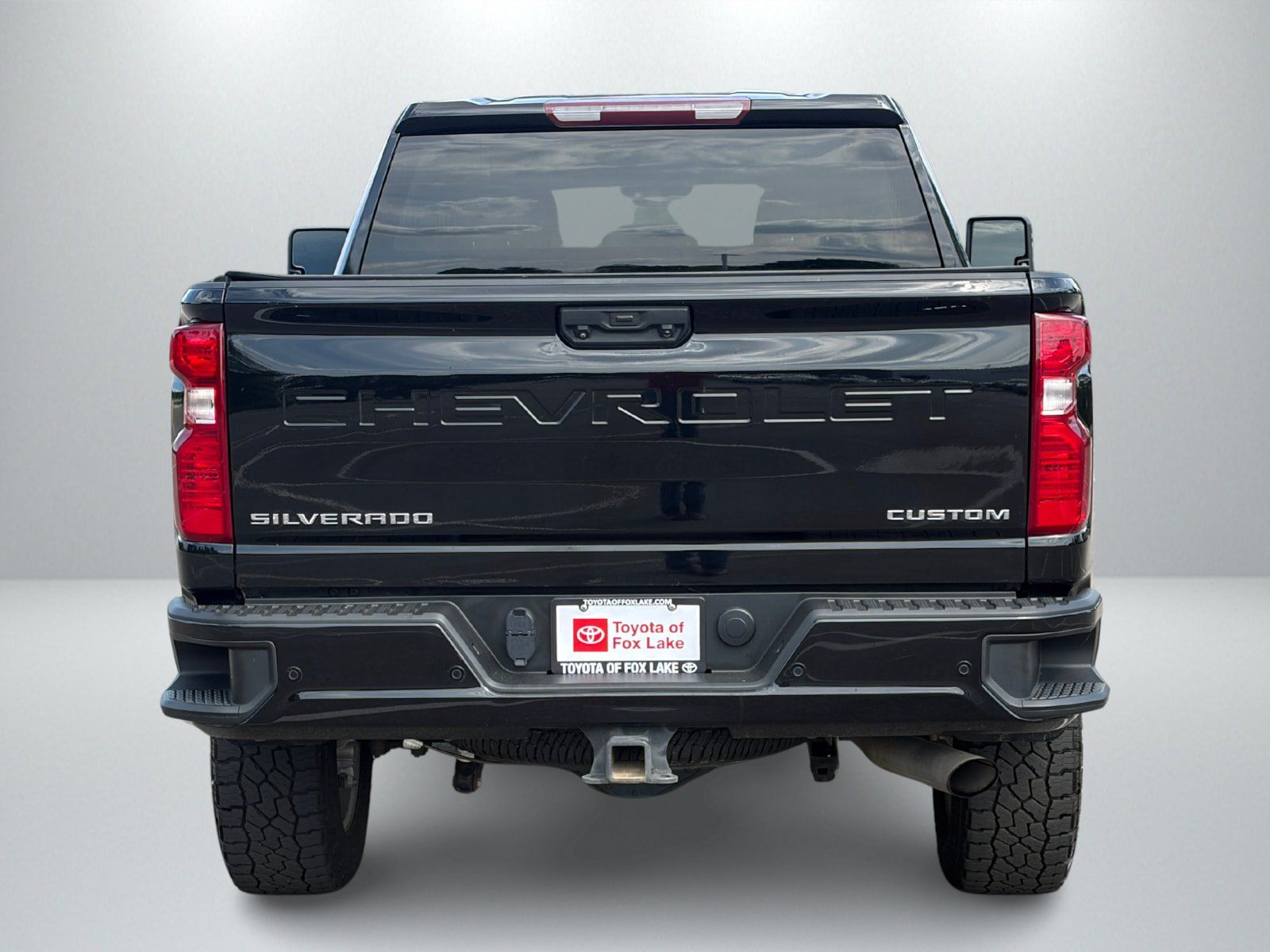 Used 2024 Chevrolet Silverado 2500 Custom w/ Custom Value Package AWD/4WD image 4