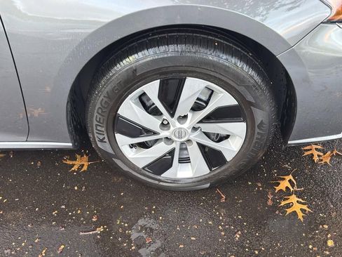 Certified 2025 Nissan Altima 2.5 S image 9