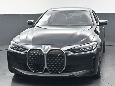 Used 2024 BMW i4 eDrive40 w/ Premium Package RWD image 8