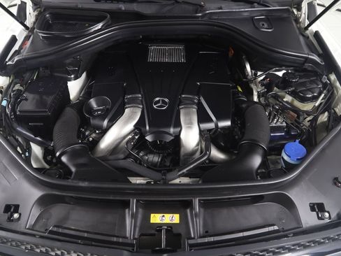 Used 2019 Mercedes-Benz GLS 550 4MATIC w/ Driver Assistance Package image 59